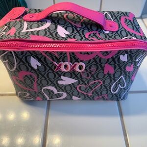 🆕XOXO Travel Cosmetic Bag| Includes 2 travel Toiletries Tubes🆕